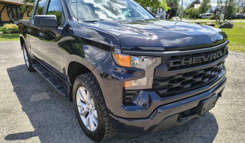 2022 Chevrolet Silverado 1500 Custom full