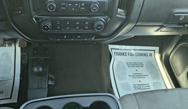 2015 Chevrolet Silverado 2500 HD full