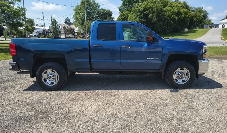 2015 Chevrolet Silverado 2500 HD full