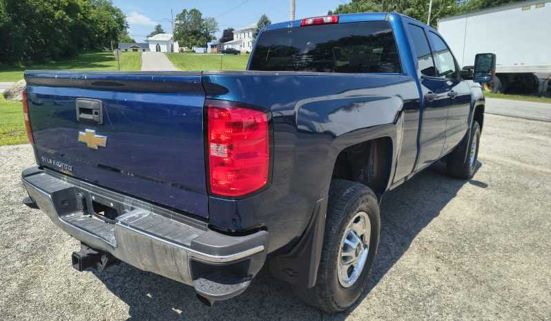2015 Chevrolet Silverado 2500 HD full