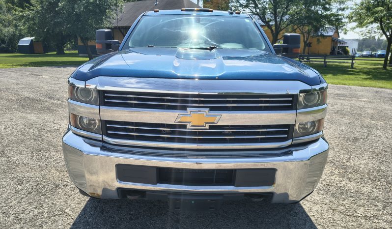 2015 Chevrolet Silverado 2500 HD full