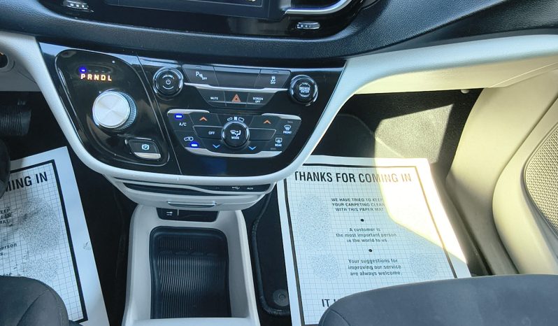 2019 Chrysler Pacifica full
