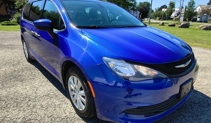 2019 Chrysler Pacifica full