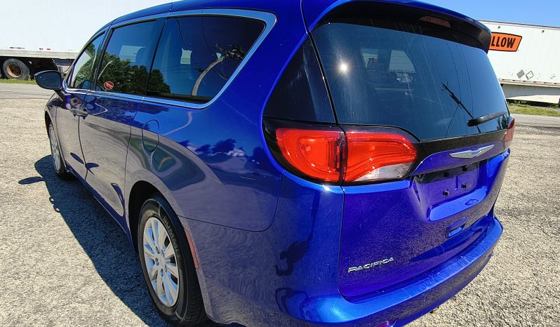 2019 Chrysler Pacifica full
