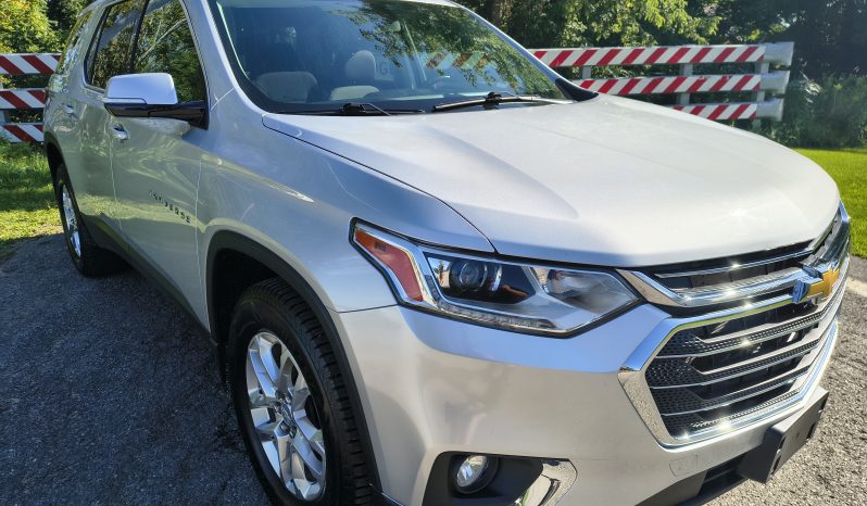 2020 Chevrolet Traverse LT full
