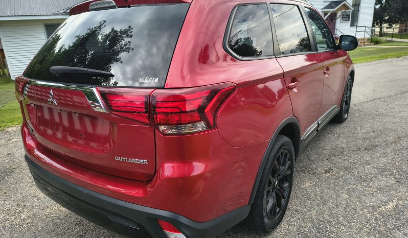2019 Mitsubishi Outlander Limited full