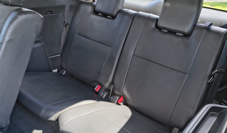 2020 Mitsubishi Outlander SE full