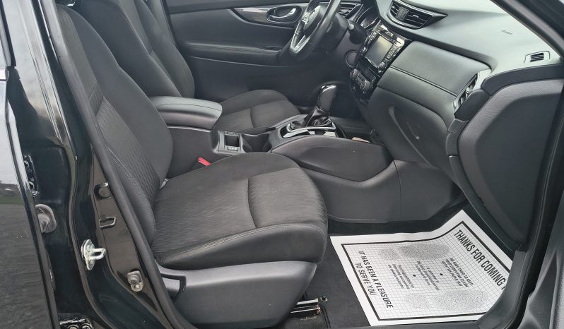 2017 Nissan Rogue SV full