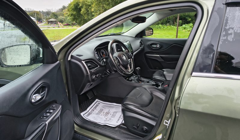 2019 Jeep Cherokee Latitude full