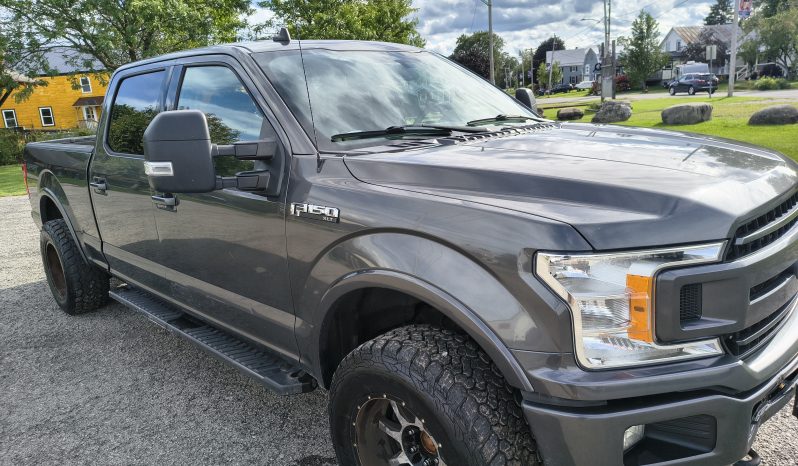 2020 Ford F-150 XLT Crew Cab full