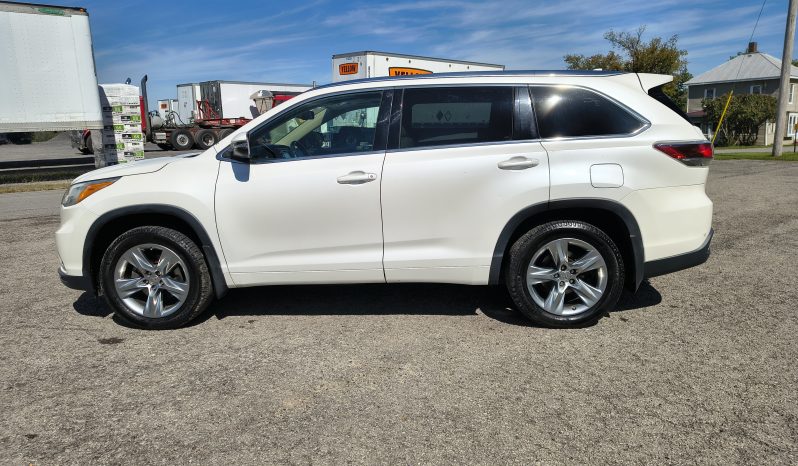 2015 Toyota Highlander full