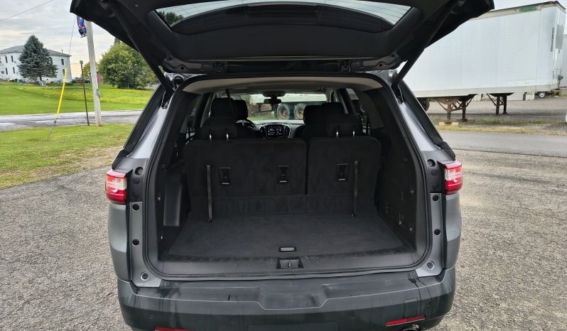 2020 Chevrolet Traverse LT full