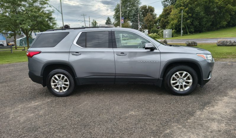 2020 Chevrolet Traverse LT full