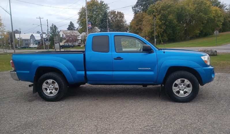 2010 Toyota Tacoma 4X4 full
