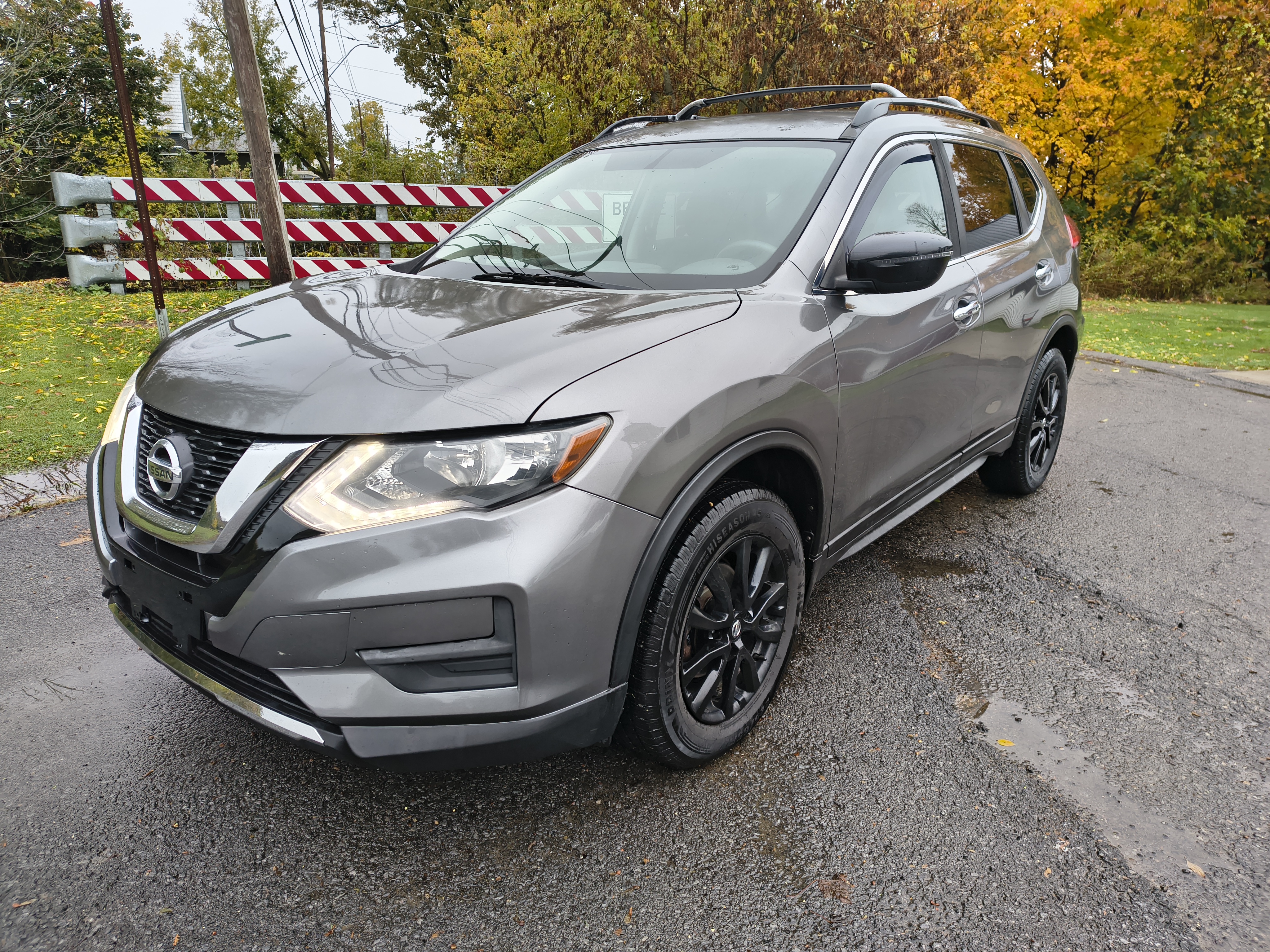 2017 Nissan Rogue SV