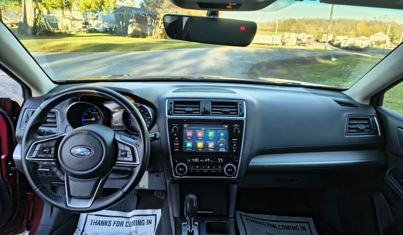 2018 Subaru Outback full