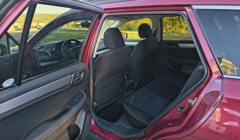 2018 Subaru Outback full