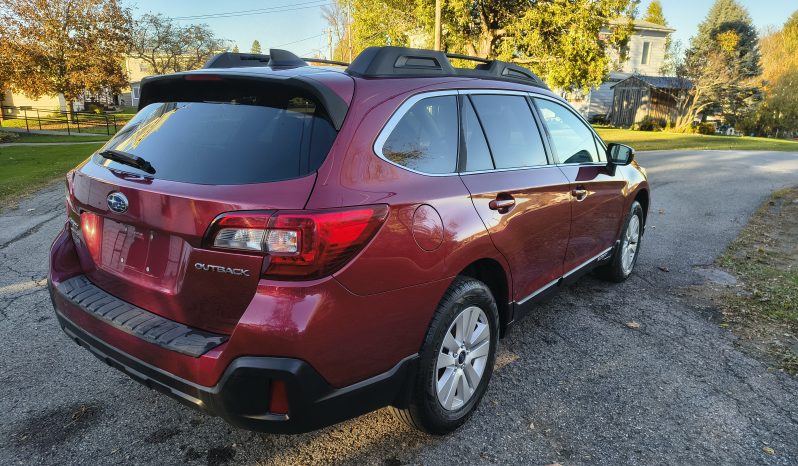 2018 Subaru Outback full