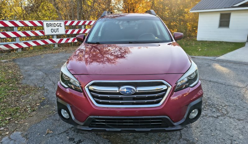 2018 Subaru Outback full