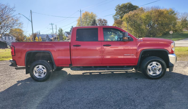 GMC Sierra 2500 Fleet Plow Truck full